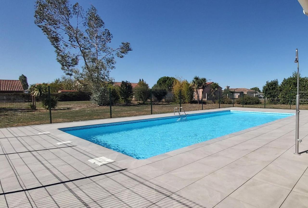 La Campagne Romantique - Avec Entree Autonome, Clim Neuve, Parking Prive & Sa Piscine ! - Saint-Sulpice-la-Pointe Kültér fotó