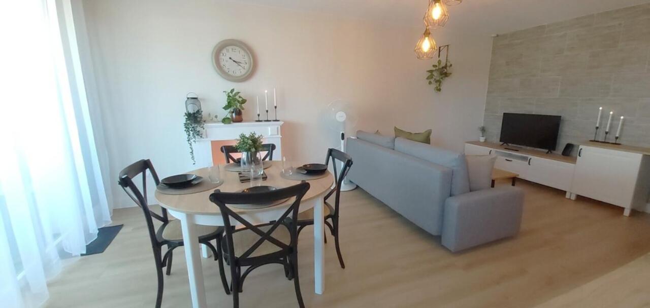 La Campagne Romantique - Avec Entree Autonome, Clim Neuve, Parking Prive & Sa Piscine ! - Saint-Sulpice-la-Pointe Kültér fotó